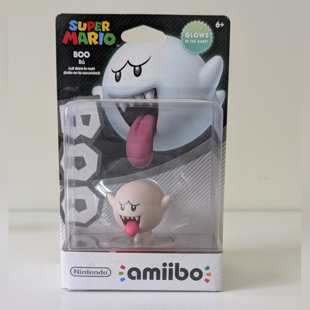 Nintendo Amiibo Boo with White and Pink Details